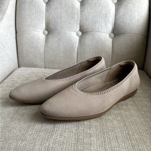 VIVAIA Lightweight Almond-Toe Flats (Tamia Walker)